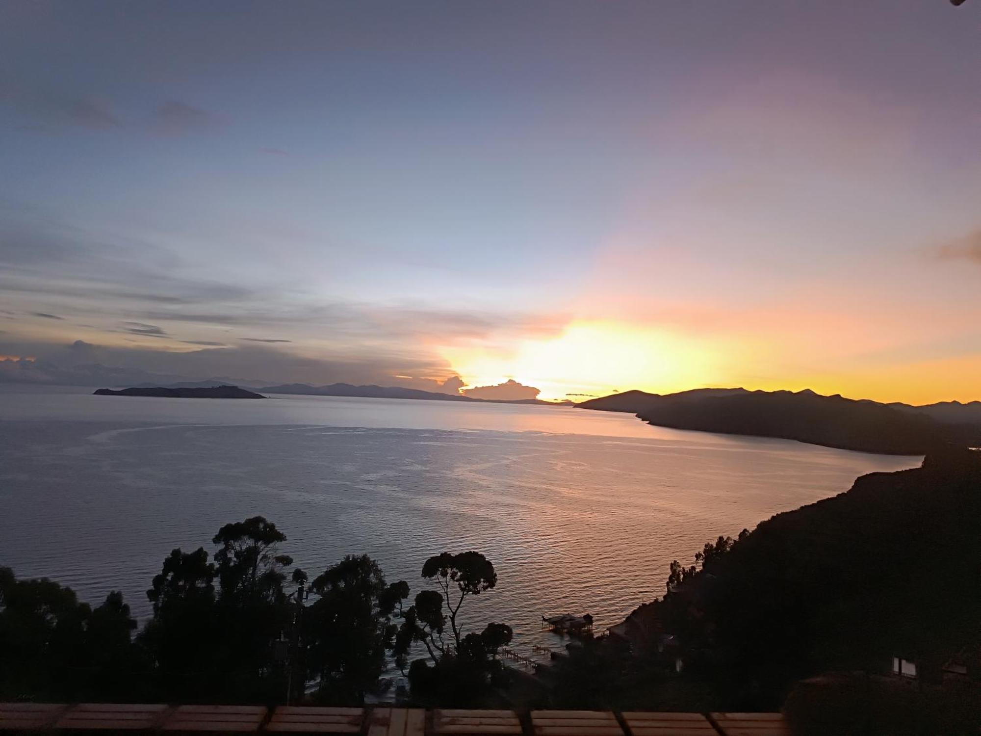 Sol Y Luna - Isla Del Sol Comunidad Yumani Ngoại thất bức ảnh